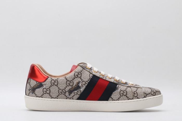 G*u*i low-top sneaker