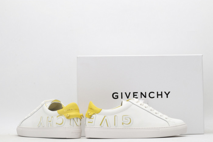 Givench LOW-TOP SNEAKER
