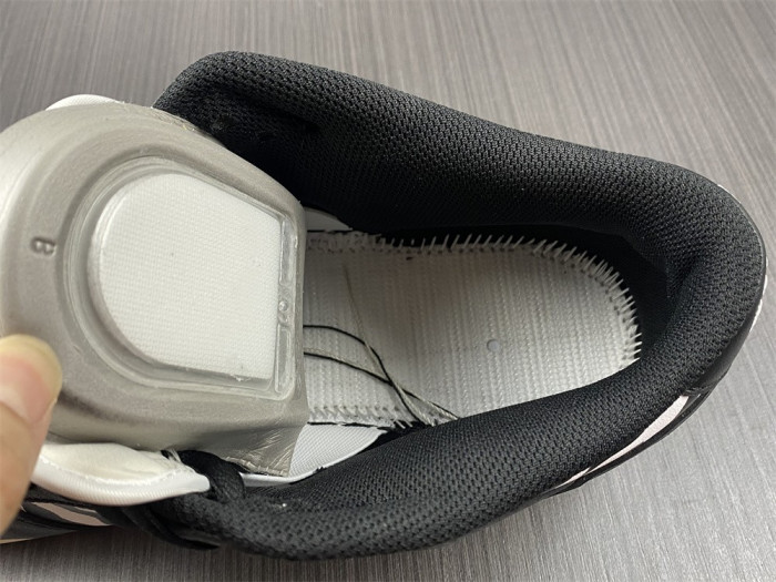 Quartersnacks x Dunk Low SB