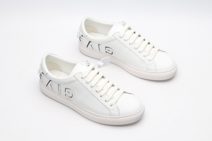 Givench LOW-TOP SNEAKER