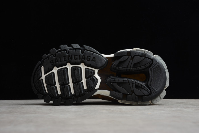 BLCG WMNS TRACK TRAINER