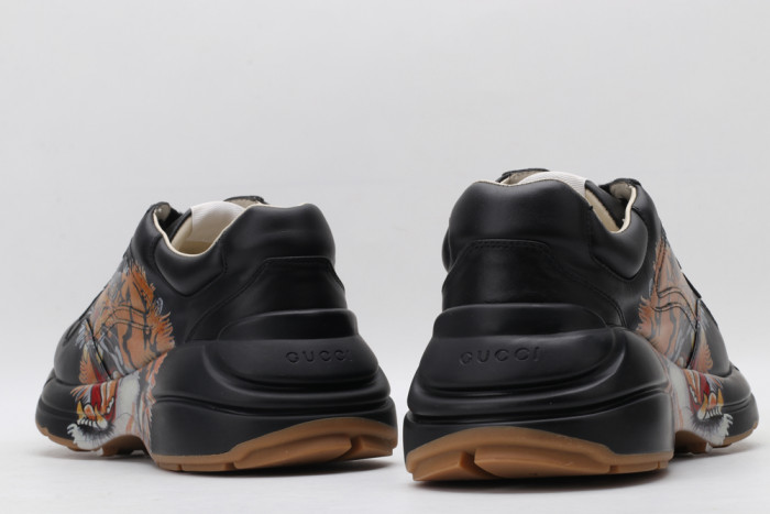 G*u*i rhyton trainer sneaker