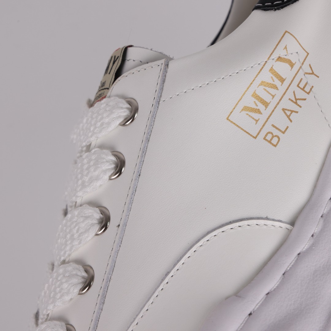 Ma*s*n mihara yasuhiro mmy sneaker