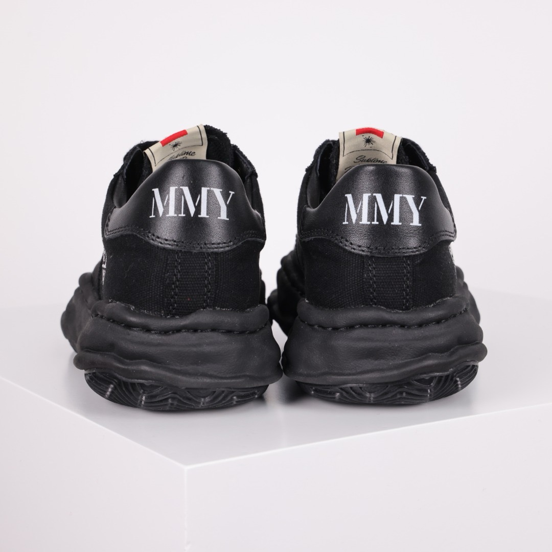 Ma*s*n mihara yasuhiro mmy sneaker