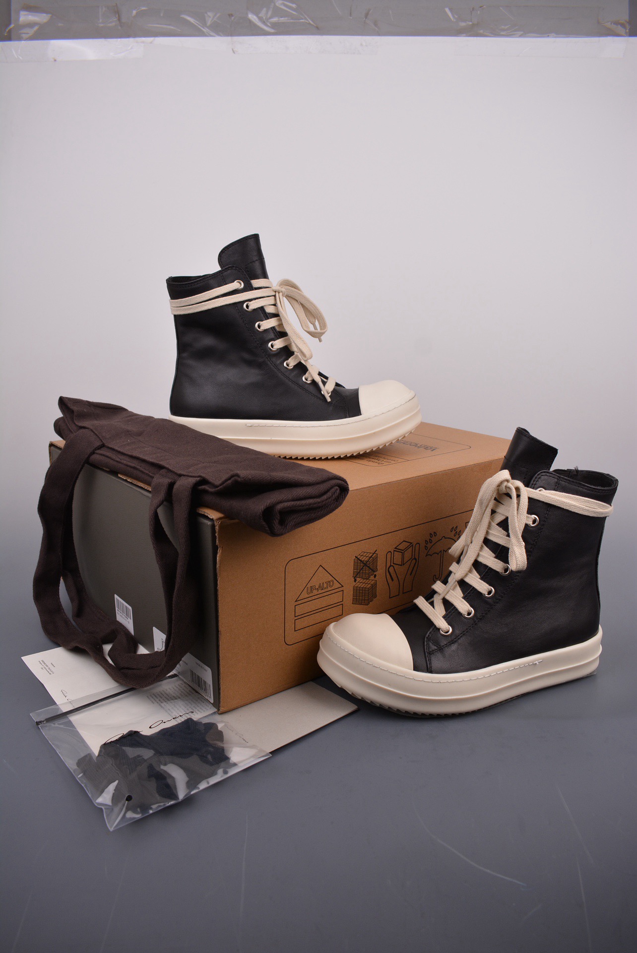 Rick Owen.s Sneaker